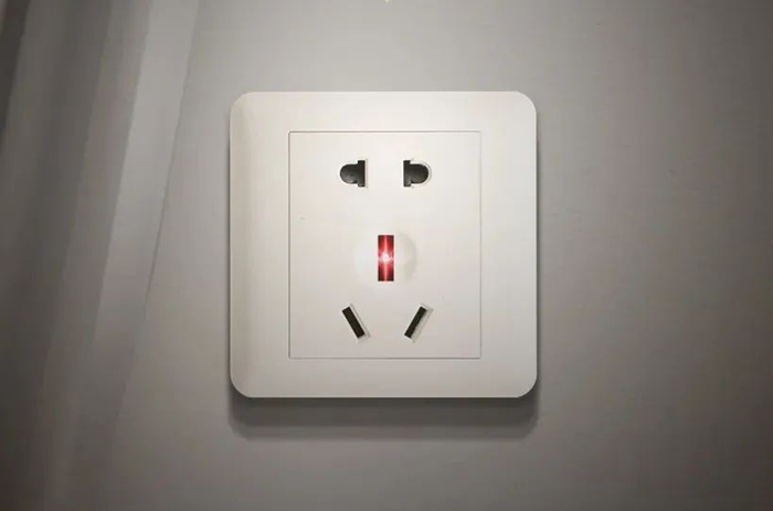 ▲旅馆应当确保客房内没有安装偷窥、偷拍、窃听等设备。  新京报资料图