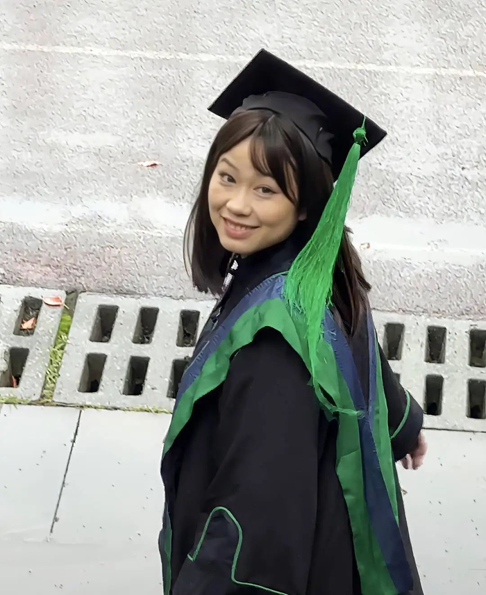 邓静体验上大学