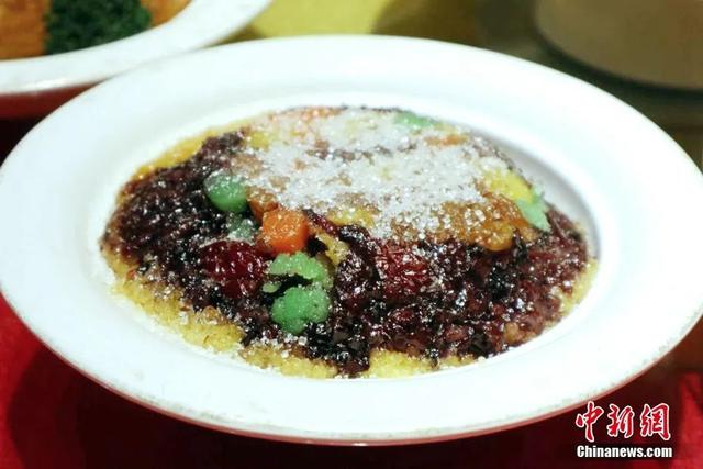 图为八宝甜饭。杨淇越 摄