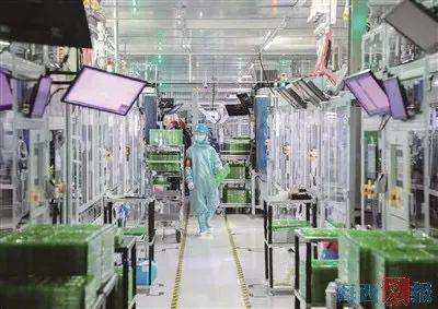 △厦门天马微电子生产车间