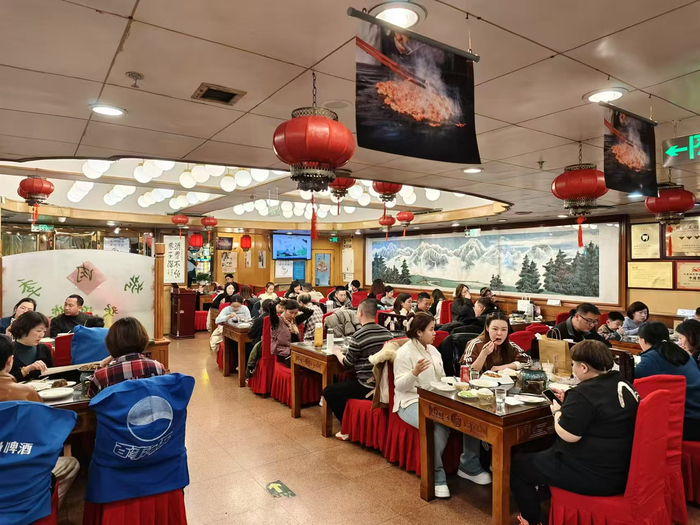 春节假期结束，餐饮热度未降。受访者供图