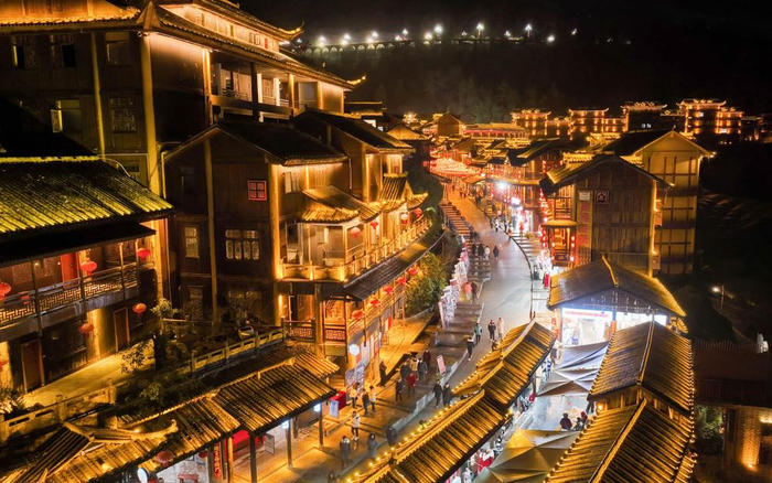 图片来源：新华社