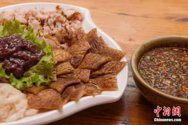 白族生皮。图片来源：洱源县融媒体中心 罗新才 李雪梅 杨铸琦