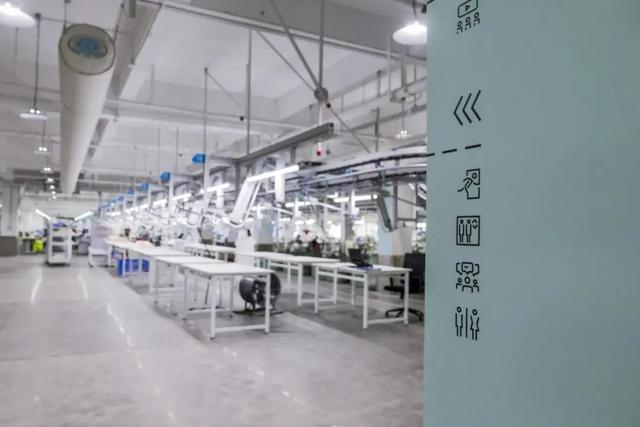 大量中国商品通过跨境电商平台送往全球 图源SHEIN网站 