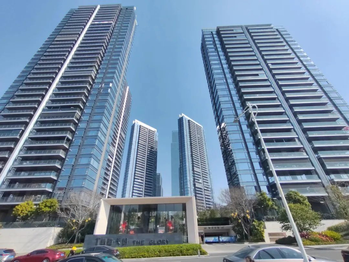 位于东莞市南城街道的鹏瑞天玥广场小区