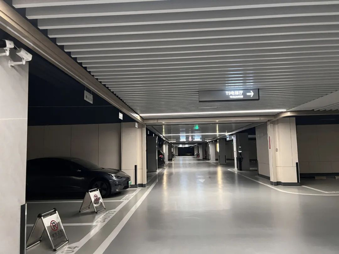 ▲鹏瑞·天玥小区地下停车场