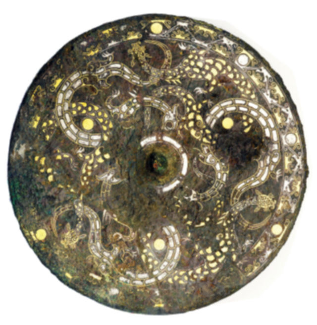 传洛阳金村战国墓错金银六龙镜（《华夏龙鉴》，第5页，图2）。