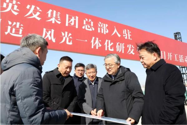 周红波在江北新区调研。“南京日报”微信公众号 图