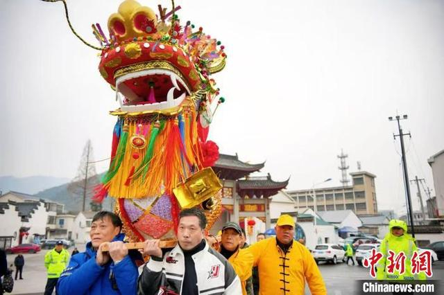 化灯祈福现场。 杭州市萧山区非物质文化遗产保护中心供图