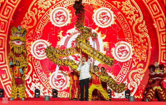 歌曲《中国龙》 杜立新 摄