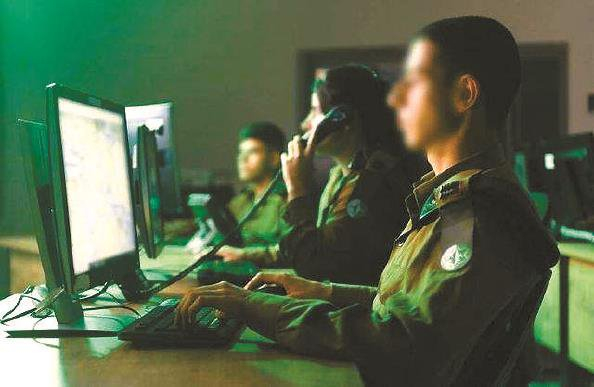             8200部队的网络作战人员          