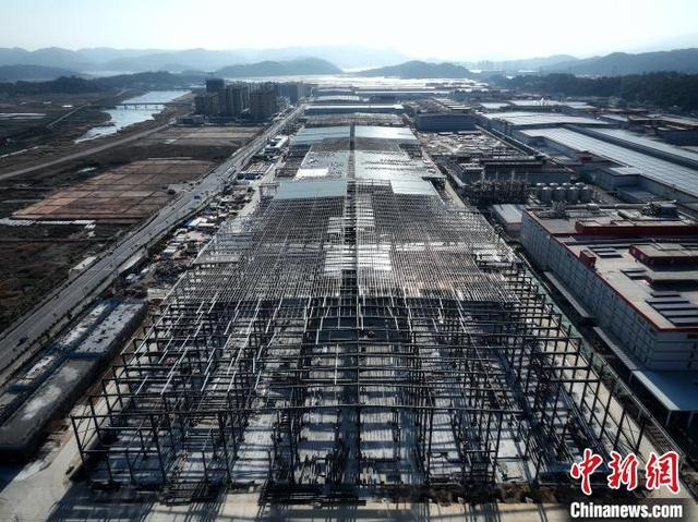 福鼎时代5号超级工厂加速建设。刘超超 摄