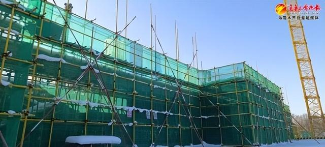 　　米东区今年将新建续建6所中小学及幼儿园，目前已陆续开工建设。记者贾梦妍摄