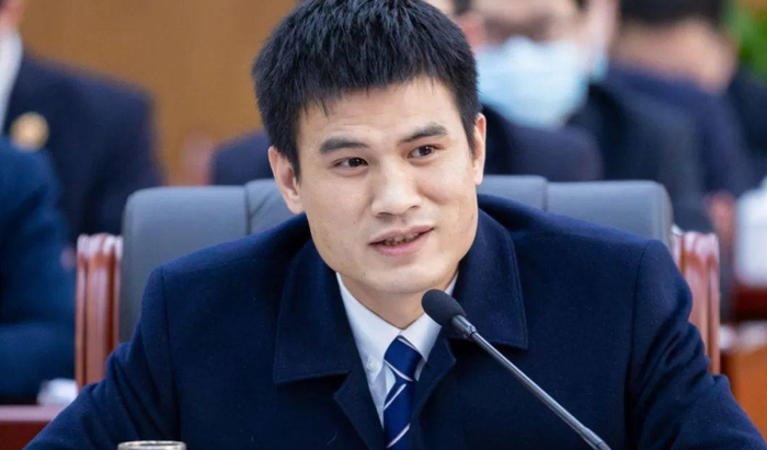 九州通董事长刘长云