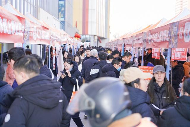 直播带岗成新宠