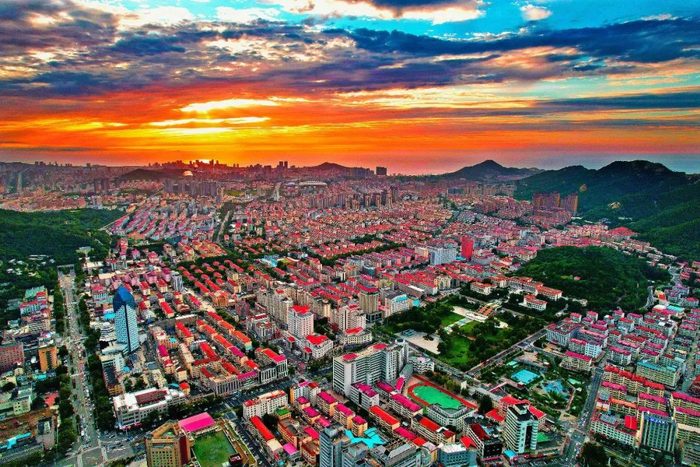 〓 威海的城市道路规划井然有序。图 / 视觉中国