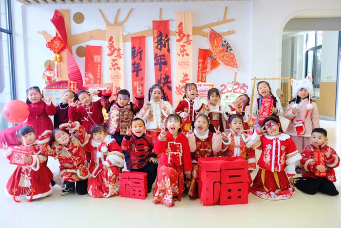 鄞州区的幼儿园开学了。