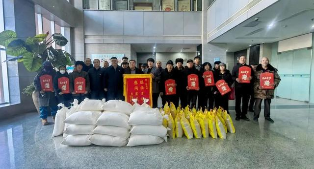 关心关爱困难退役军人。（内蒙古自治区退役军人事务厅供图）