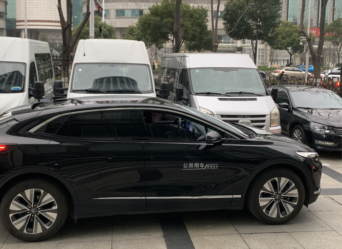 正确的湖北省公务用车统一标识