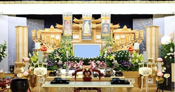 才知道，老人去世，这3件遗物打死不能烧，留下就是留住福气