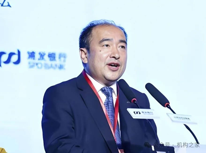 注：上图为本次履新的金融市场总监薛宏立。