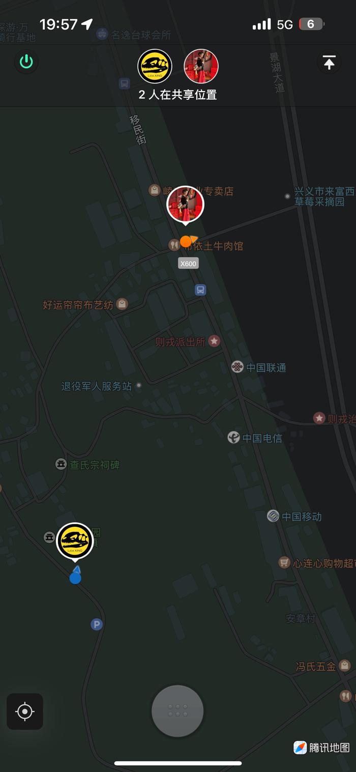 我下山走太快了，跟大家走散了