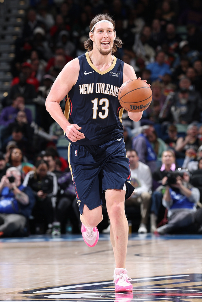 大发神威!奥利尼克首节前半段5中5&三分2中2 砍下12分打停旧主