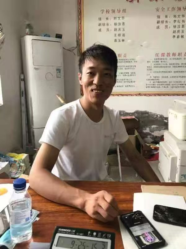 生活中的李坤朋。  受访者供图