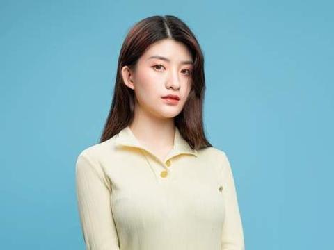 女人希望和你发展感情，往往会发出这5个信号明示你
