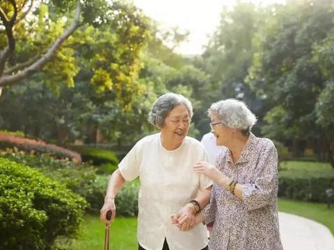 退休之后，你的存款再多，都要向儿女要这五样东西