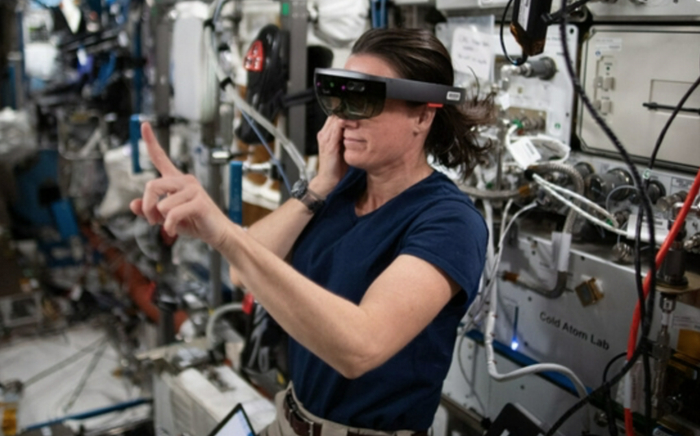 宇航员对HoloLens的（游戏）体验赞不绝口