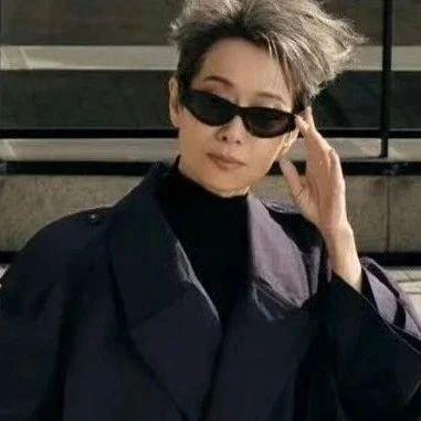 61岁叶童上《浪姐》：雌雄同体，赢麻了