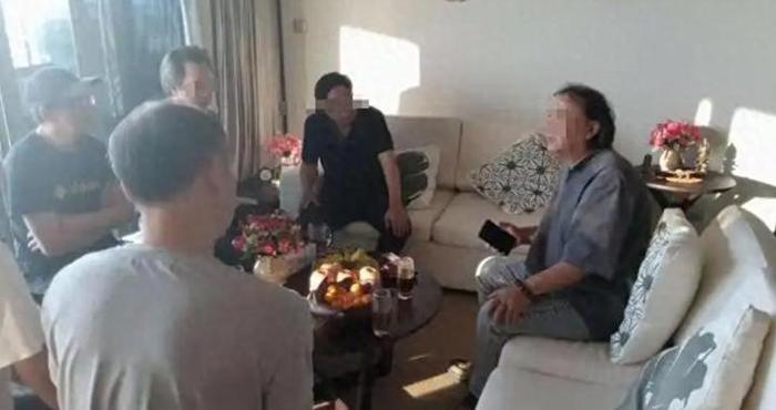 提醒：当你到别人家做客时，听到这“三句话”，记得赶紧起身走人
