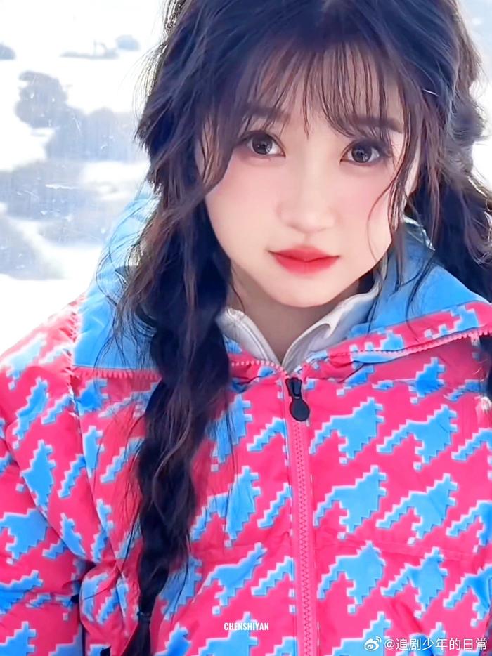 网友愿望：去年生凌妙妙今年生卫枝 ​​​，宝宝太可爱啦