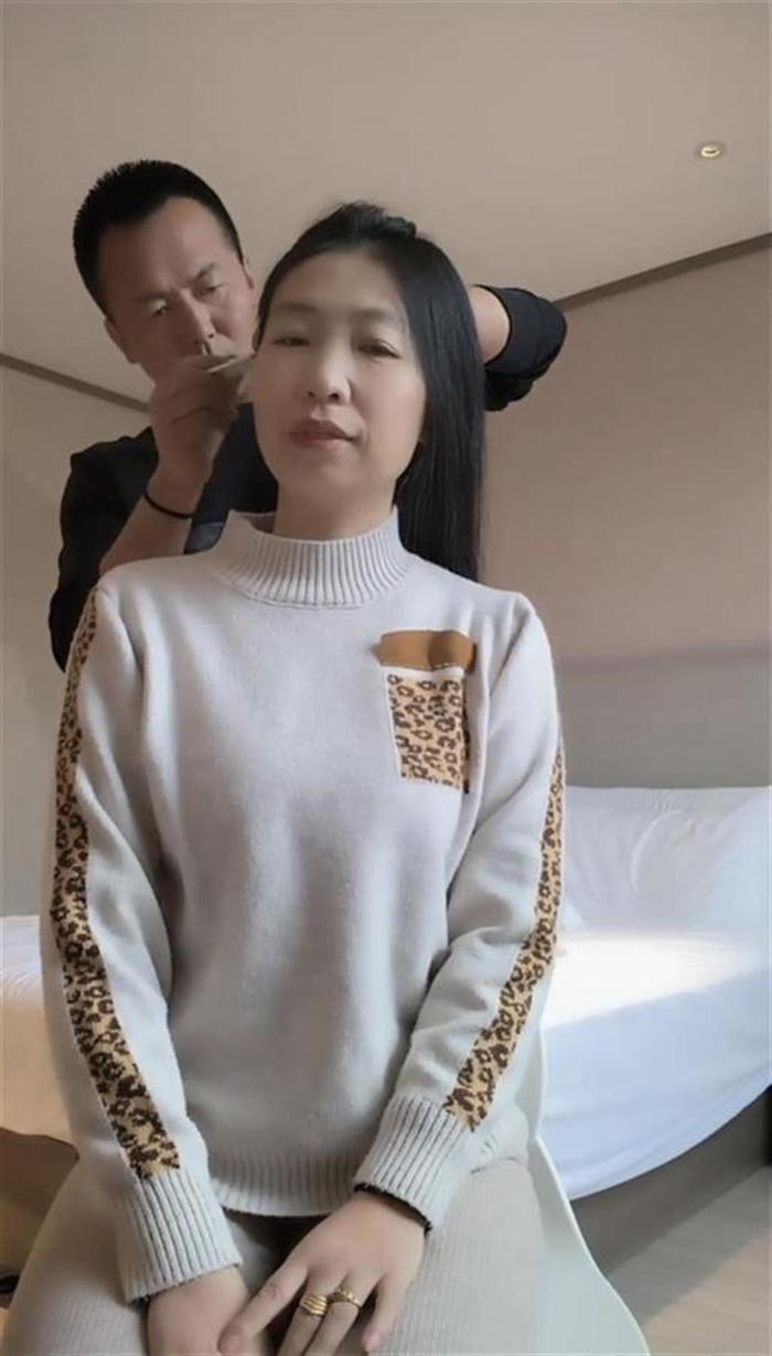 带偏瘫妻子跑车4年的司机发文回应：现女友在困难时曾帮助过我，感谢她没有嫌弃，今年打算领证