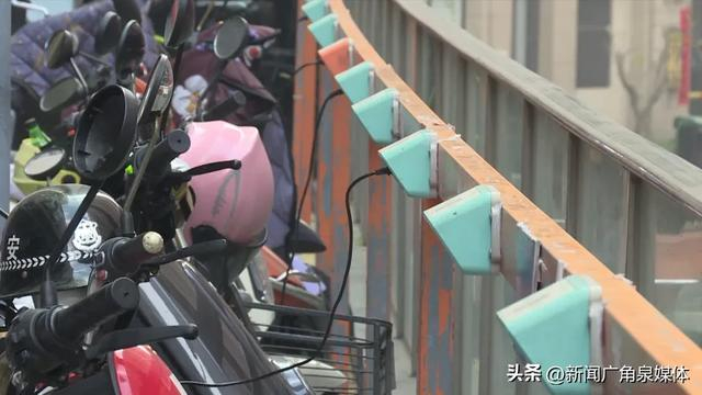 声音来源：市民 王先生 正常的话就直接扫码就可以了，然后直接下面就有充电了，这个点出来，就是先点登录。