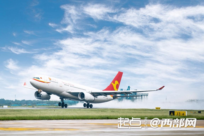 天津航空的客机