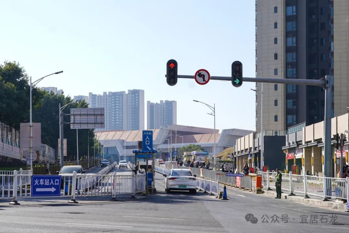 △东莞火车站快速接驳区的开通，让东莞火车站实现进出站分离