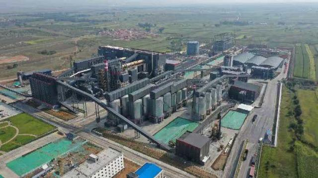 铁合金企业生产厂区。（资料图）