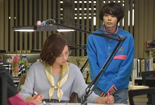 〓 图片来源于《校阅女孩河野悦子》