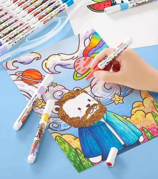 丙烯画笔应用场景很多，除了在纸上画画，在陶瓷、木头、布料、亚克力等材质都能着色，三指定位笔握也很舒适，很适合手绘DIY。也不用担心孩子会画成小花猫，安全无毒的材质，在皮肤上用清水就能冲洗干净，也是超级省心了。