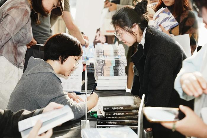 她的“小众研究”，直面一个不该回避的“公共课题”