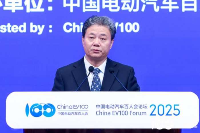 住房城乡建设部党组成员、副部长秦海翔。主办方供图