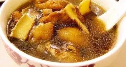 黄酒煮鸡，害了孩子