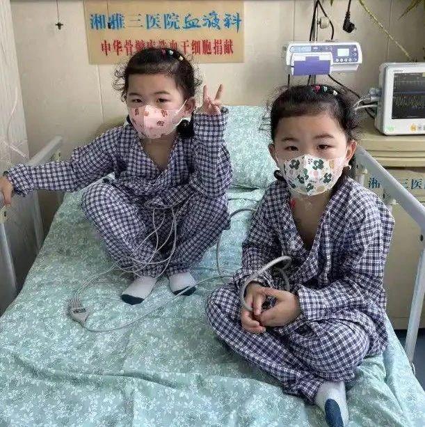 年仅4岁半！双胞胎姐妹“救妈妈”