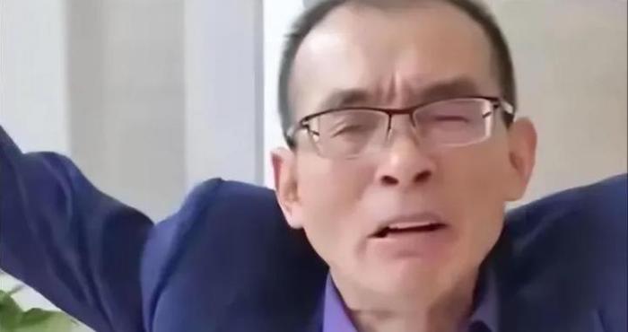 亿万富豪“悬赏1000万寻子”24年，如今却因二婚被网暴