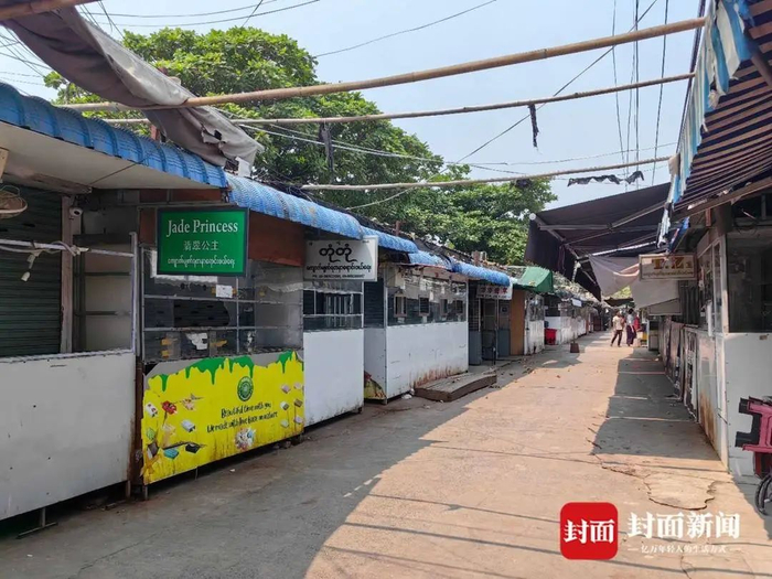 曼德勒翡翠市场将关停大约半个月。石伟摄影