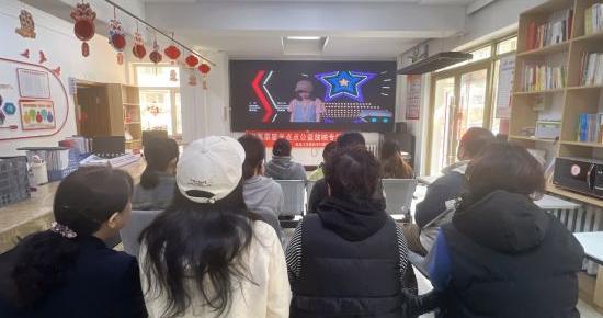 银幕引反思，共筑育儿新思维
