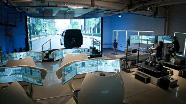 51WORLD与上海机动车检测认证技术研究中心一起搭建的多车互动仿真系统。 受访者供图