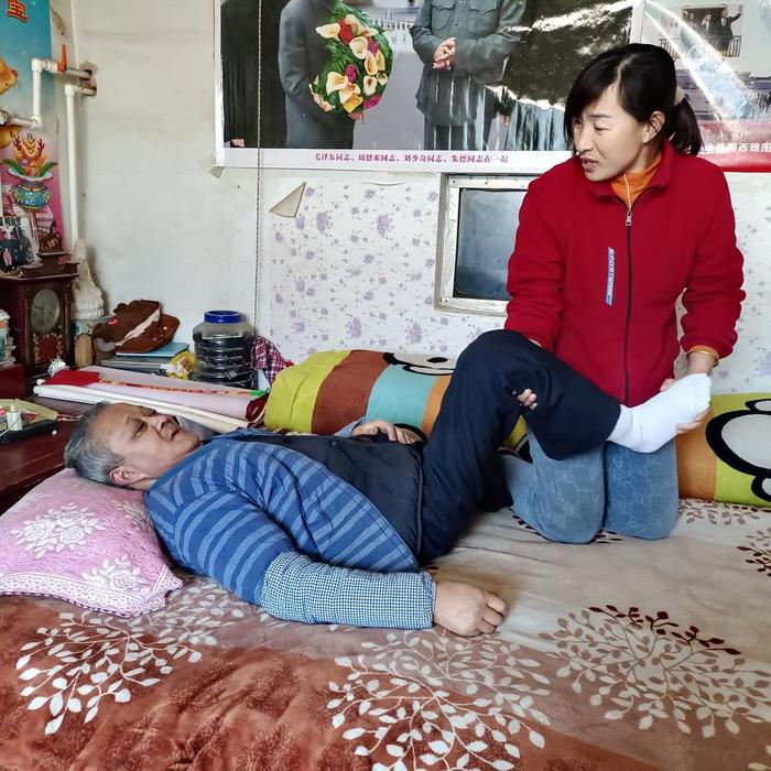 东营市利津县明集乡刘飞飞：十载孝心照彻人间晚晴